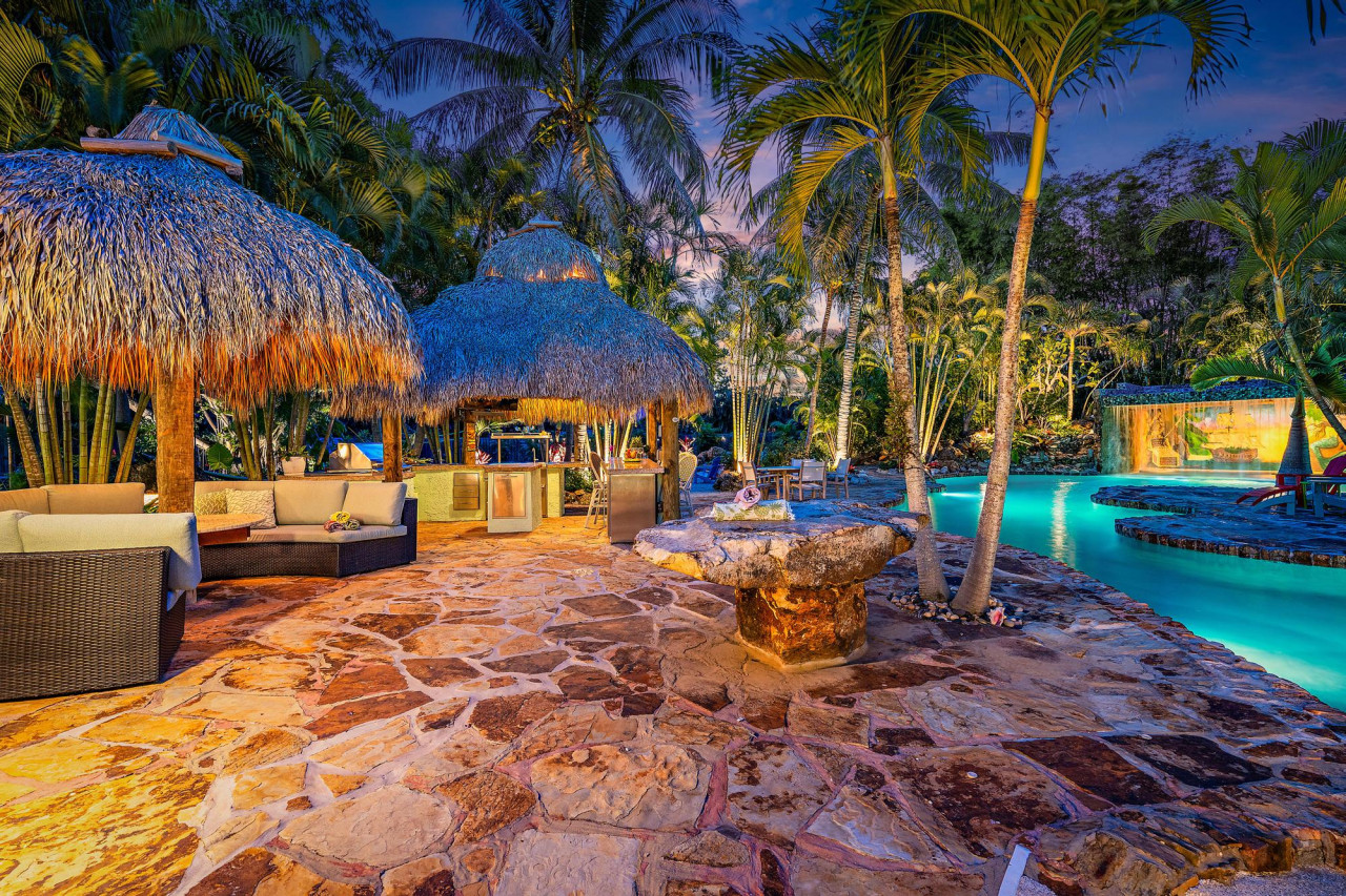KonTiki Falls — lazy river