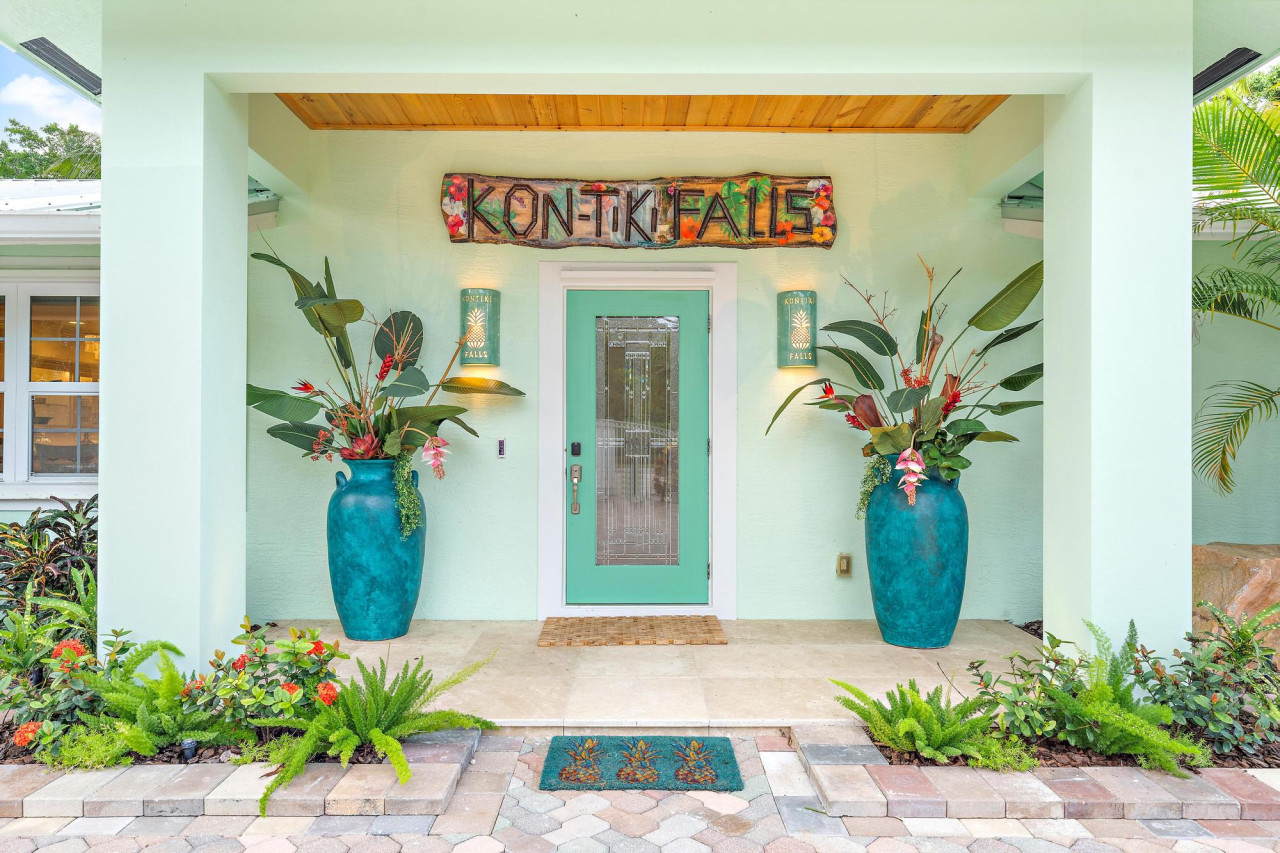 KonTiki Falls — resort at night